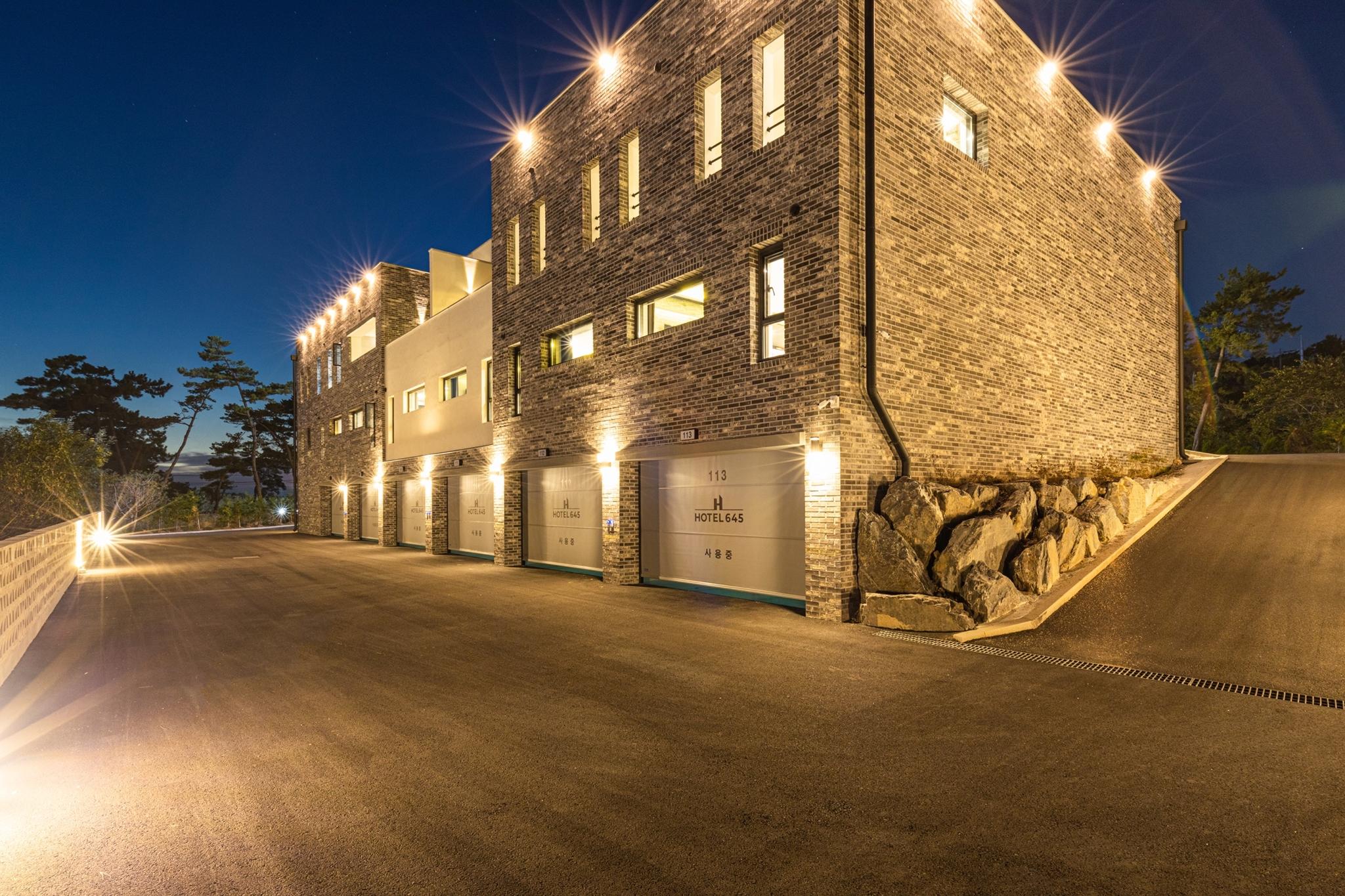 서산 호텔645 (Seosan Hotel 645)