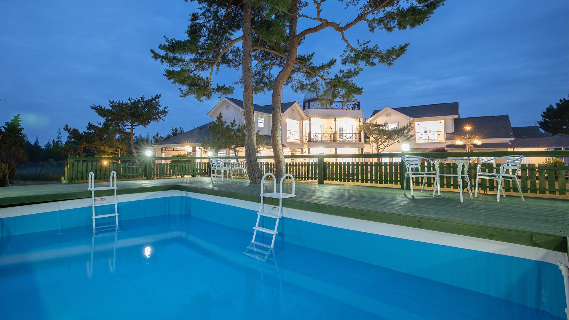 태안 빛축제 스타팰리스 펜션 (Taean Bit Chukjae Star Felice Pension)