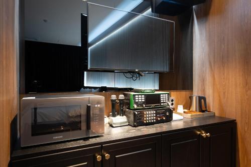 루아 프리미엄 무인호텔 (LUA PREMIUM Drive-In Hotel)