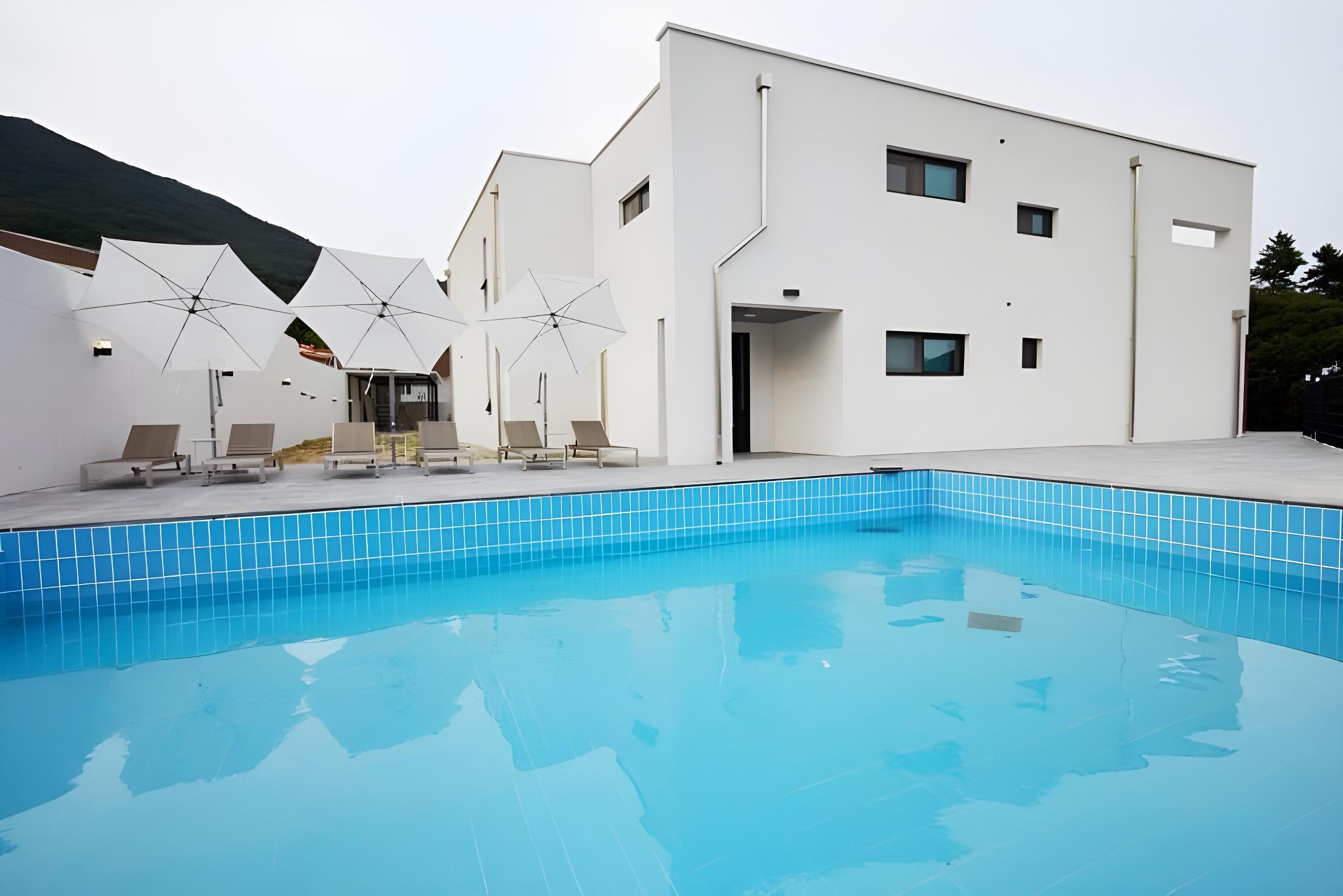 완도(보길도) 블랙스톤펜션 (Wando (Bogildo) Blackstone Pension)