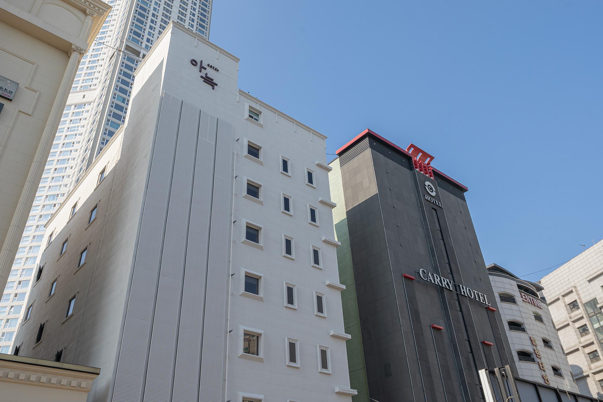 더휴식 아늑호텔 일산탄현점 (The Hyoosik Aank Hotel Ilsan Tanhyeon )