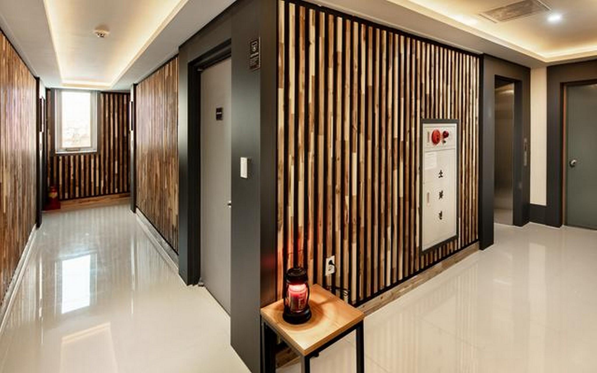 충주역 호텔 마루 (Chungju Station Hotel Maru)