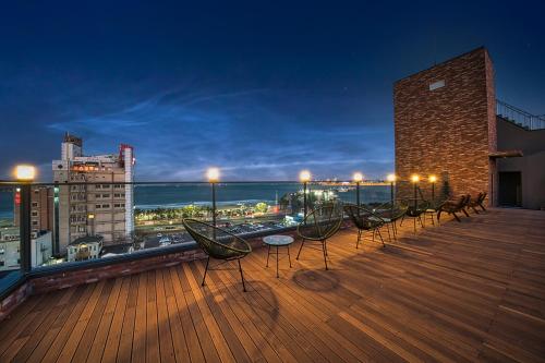 포항 브라운도트 테라스 포항 여객터미널점 (Pohang Brown Dot Terrace Pohang Terminal branch)