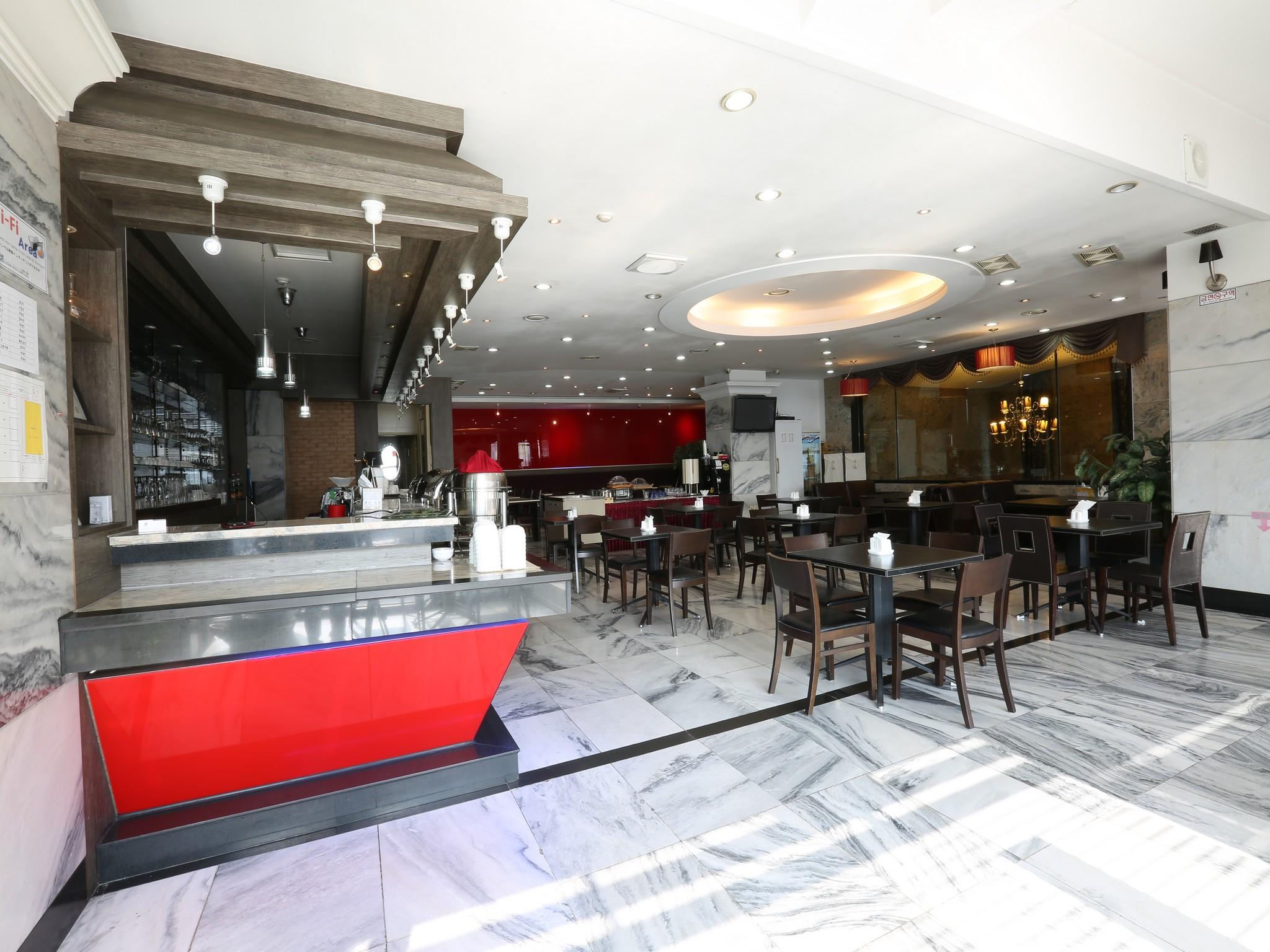 천안 메트로 관광 호텔 (Metro Tourist Hotel Cheonan)
