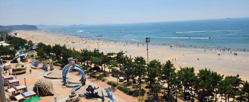 머드비치호텔 (Mud Beach Hotel)