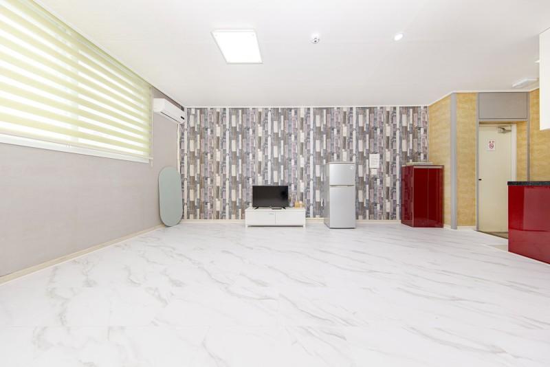 보령 비치팰리스펜션 (Boryeong Beach Palace Pension)