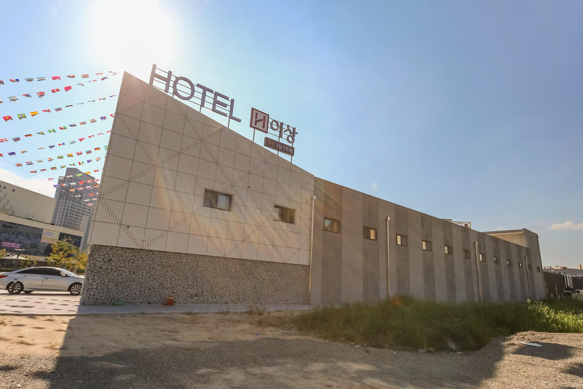 김천 호텔 이상 (Gimcheon Hotel Esang)