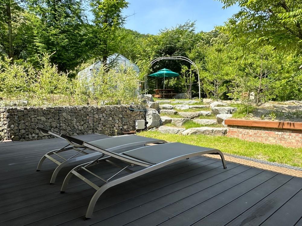 강촌 1225펜션 (Gangchon 1225 Pension)