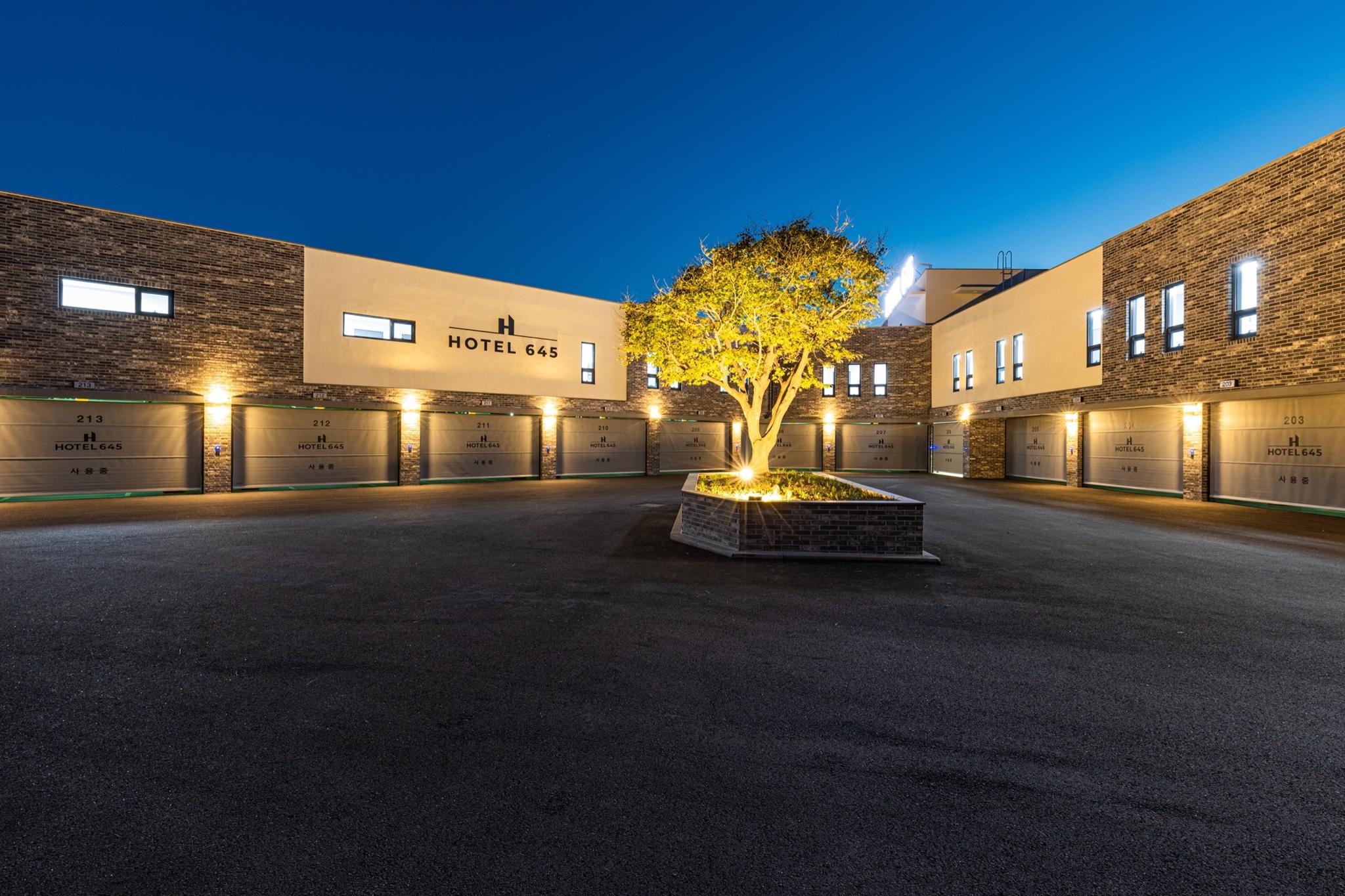 서산 호텔645 (Seosan Hotel 645)