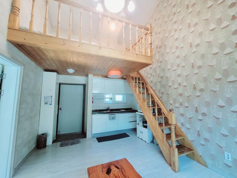 포천 산정파인트리펜션 (Pocheon Sanjeong Pine Tree Pension)