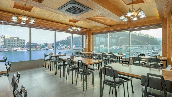 영덕 메리엘풀빌라 (Yeongdeok Meriel Pool Villa)