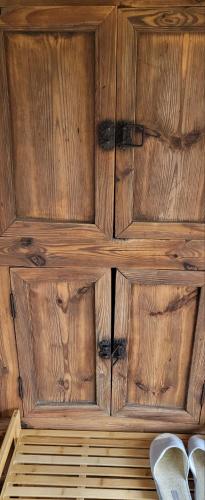 큰기와집 (Big Blue House)