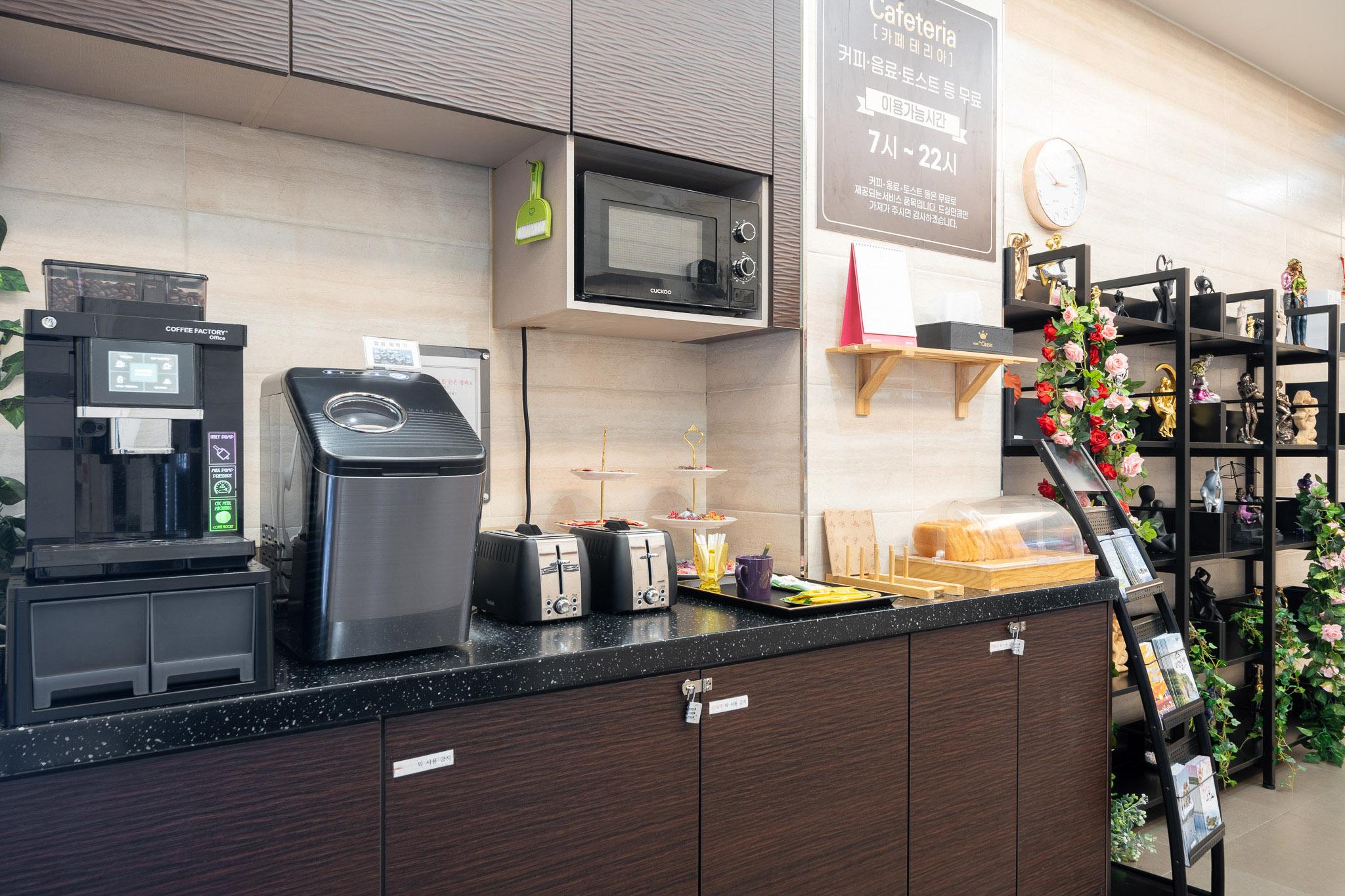 여수 호텔 더 클래식 (Yeosu Hotel The Classic)