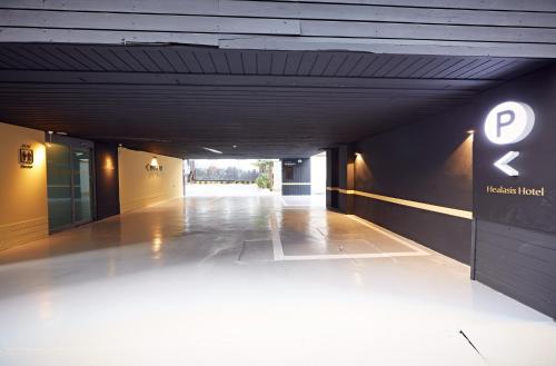 힐라시스 호텔 (Healasis Hotel)