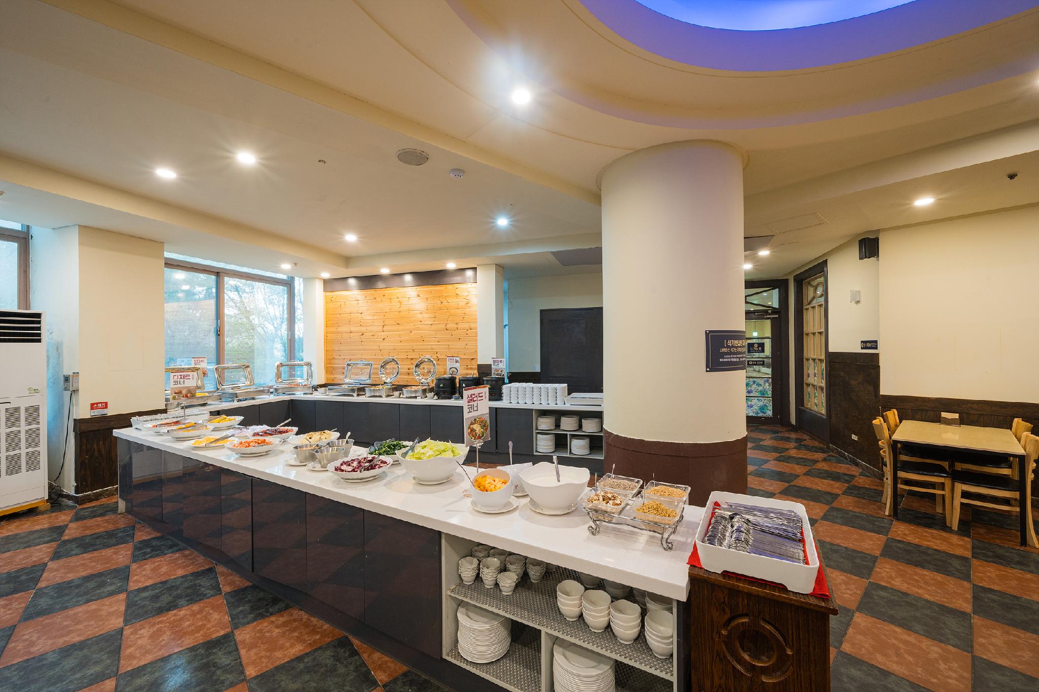 오션투유 리조트 속초 설악 비치 호텔 앤 콘도 (Ocean to You Resort Sokcho Seorak Beach Hotel and Condo)
