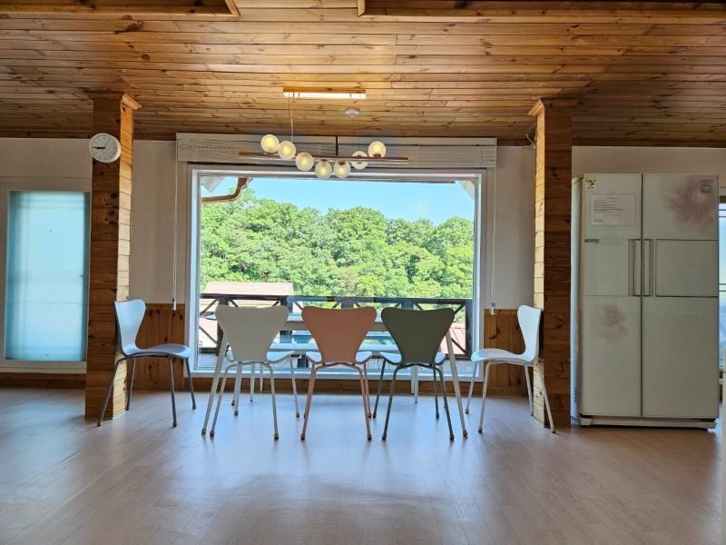괴산 화양황토펜션 (Goesan Hwayang Hwangto Pension)