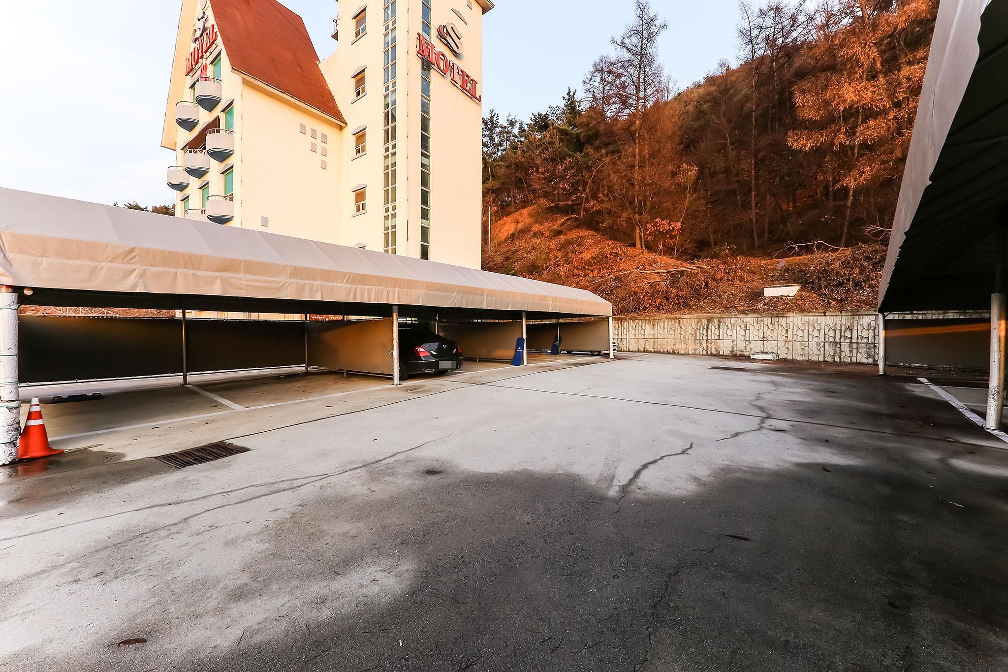 청주 초정약수 S (Cheongju Chojeongyaksu S)