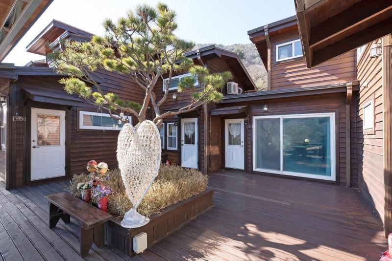구례 지리산쉬리펜션 (Gurye Jirisan Shiri Pension)