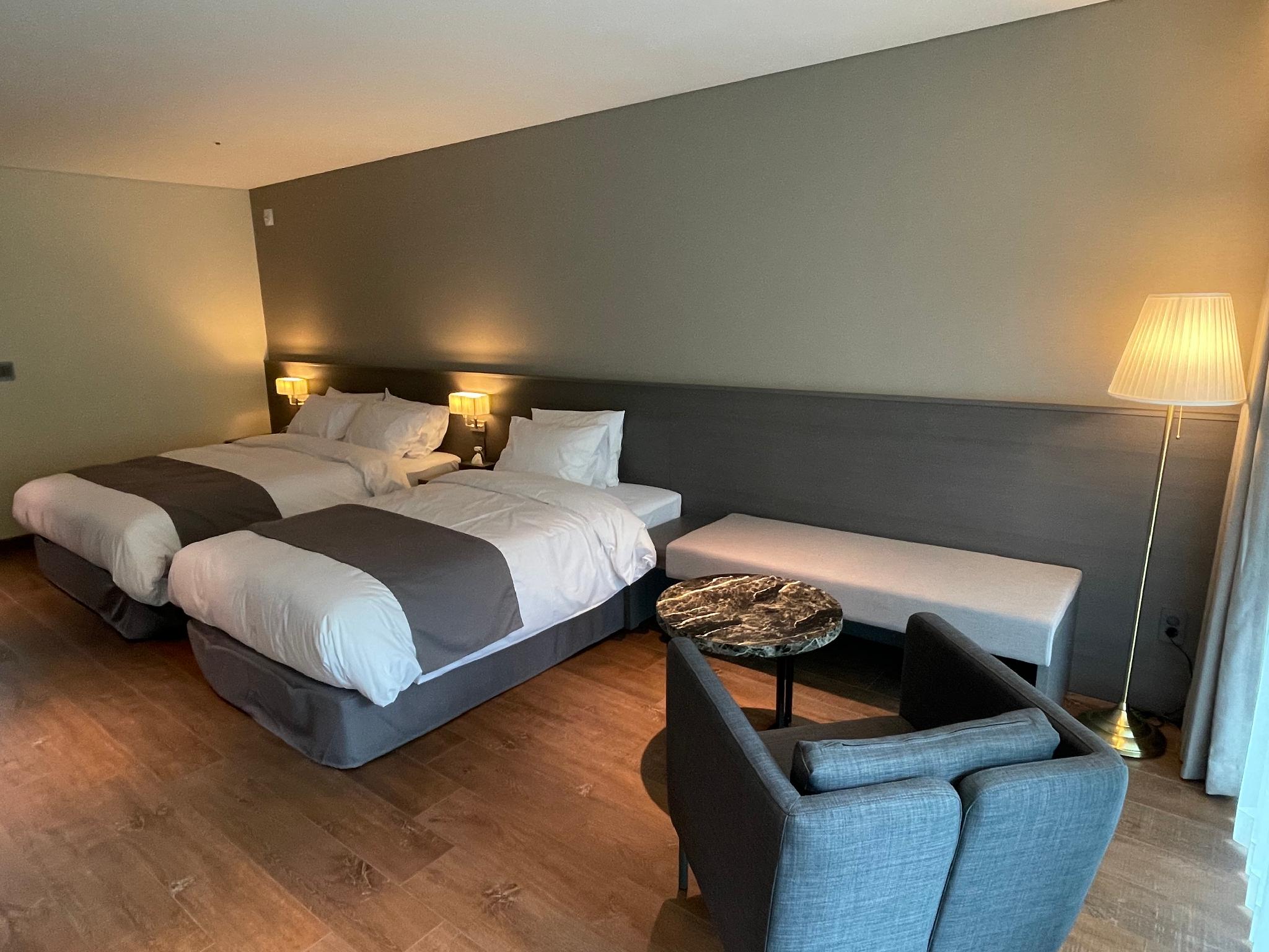 호텔 드몽드 (Hotel de’monde)