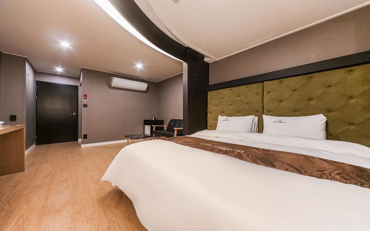 호텔 포레스트 701 (Hotel Forest 701)