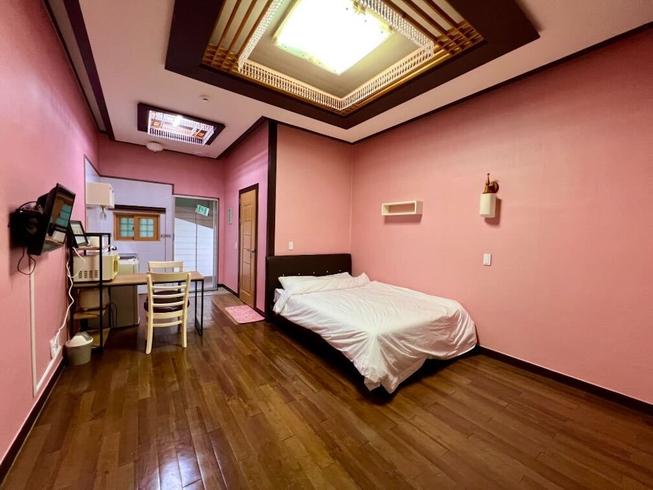 Baeksajang Hill Pension