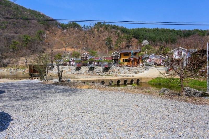 공주 굿모닝펜션 (Gongju Good Morning Pension)