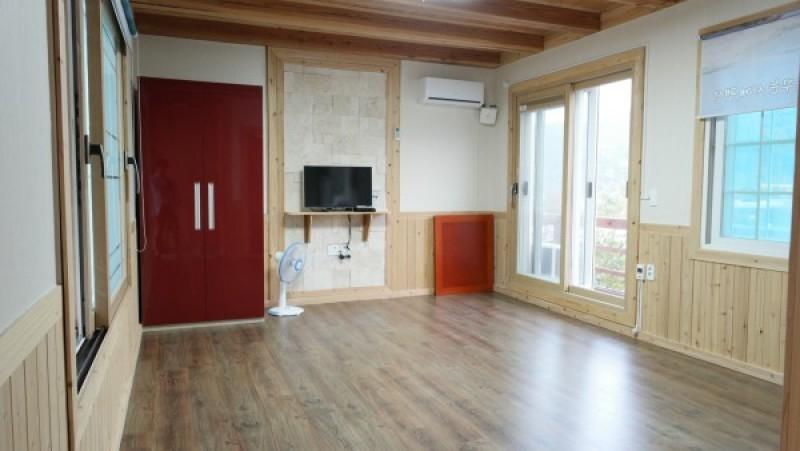 논산 꿈꾸는 시계 펜션 (Nonsan Dreaming Clock Pension)