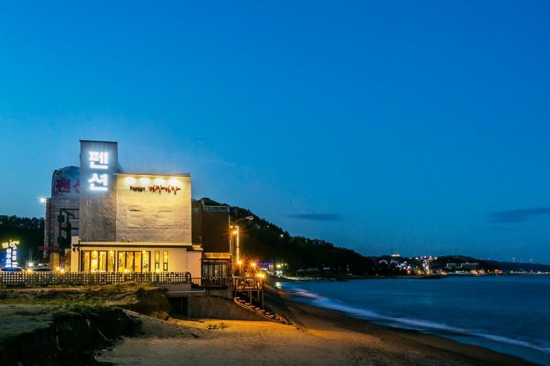영덕 빠담빠담펜션 (Yeongdeok Padam Padam Pension)
