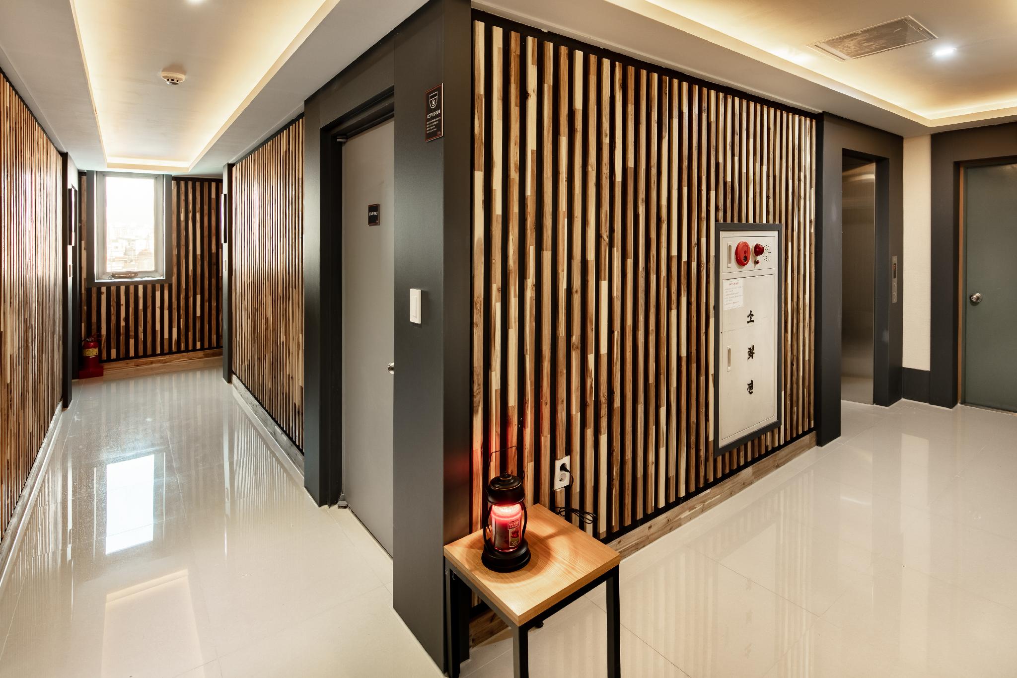 충주역 호텔 마루 (Chungju Station Hotel Maru)