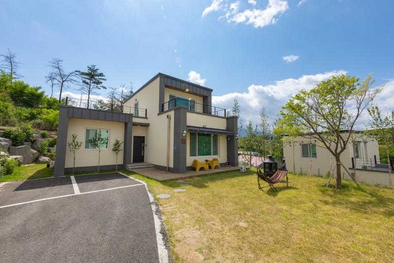 속초 비로소가을펜션 (Autumn Pension in Sokcho)