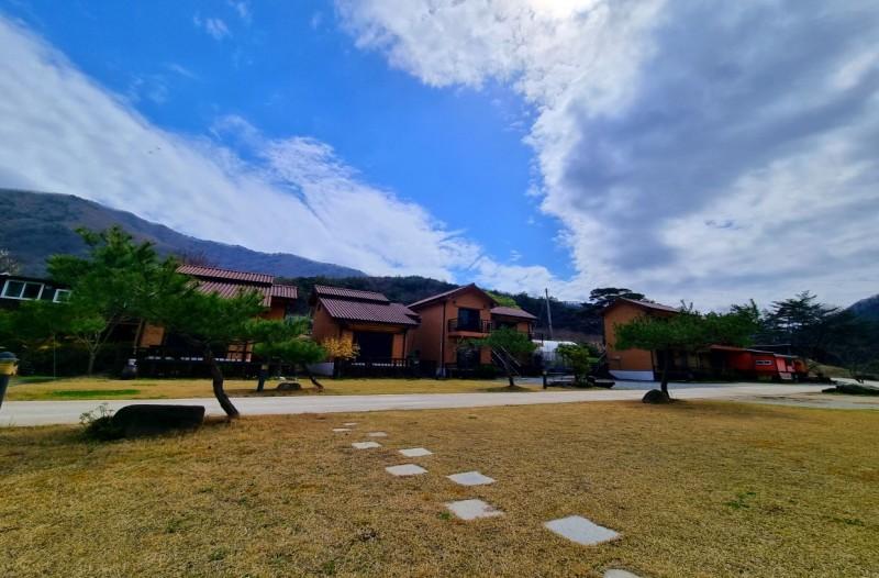 단양 소선암황토마을펜션 (Danyang Sosunam Hwangto Mauel Pension)