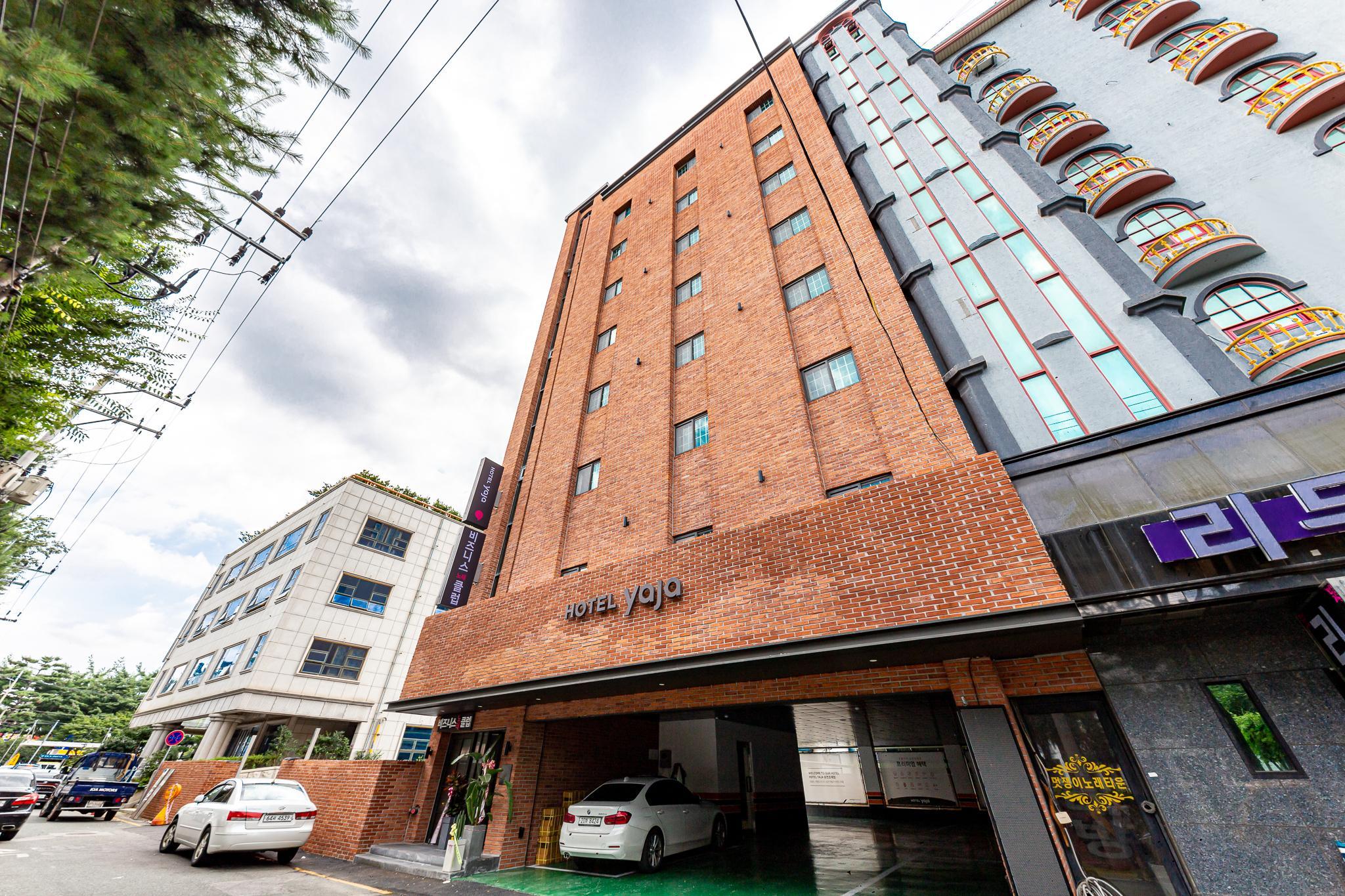 순천 YAJA 순천조례점 (Suncheon YAJA Suncheon Jorye Branch)