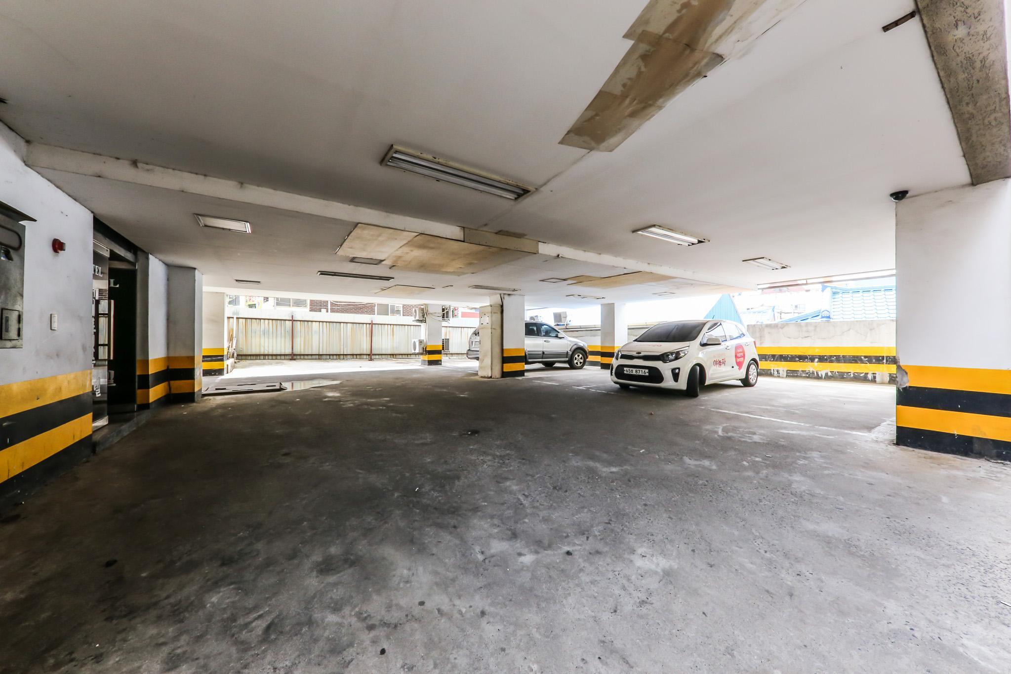 천안 화이트캐슬 (Cheonan White Castle)