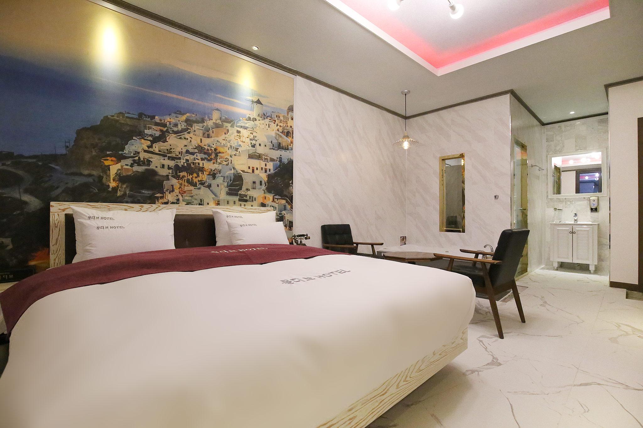 음성 몰디브 무인텔 (Eumseong Maldives Self Check-in hotel)