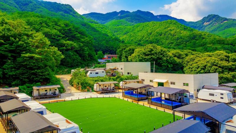 포천 더클래식카라반앤글램핑 (Pocheon The Classic Caravan and Glamping)