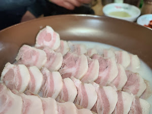 더참맛수육국밥