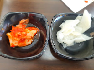 돈쌈냉면 용진점