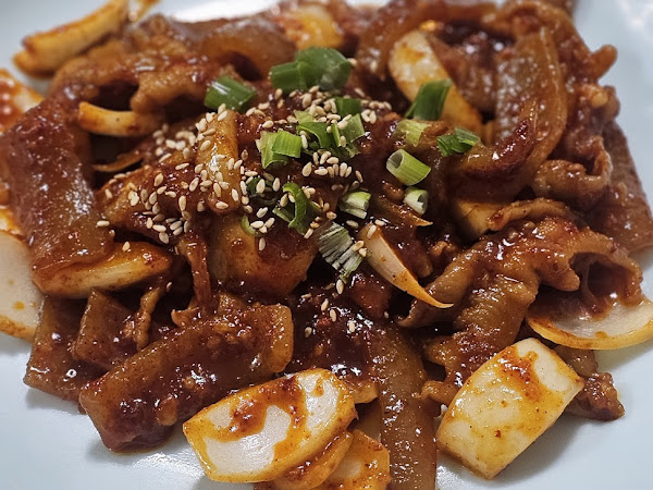 매화산아래닭발껍데기