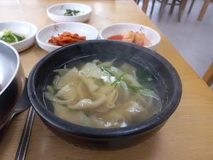 수제비국보리밥집