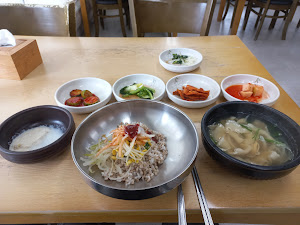 수제비국보리밥집