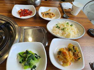 엄마손한식당