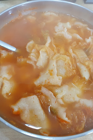 에바다김치손수제비