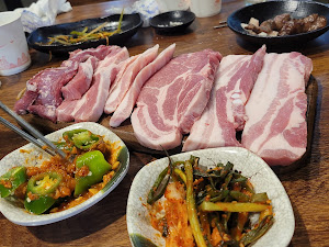 워낭소리정육점식당