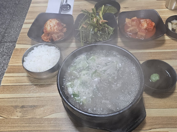 청솔 소머리국밥