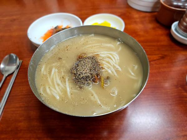 홍가네칼국수