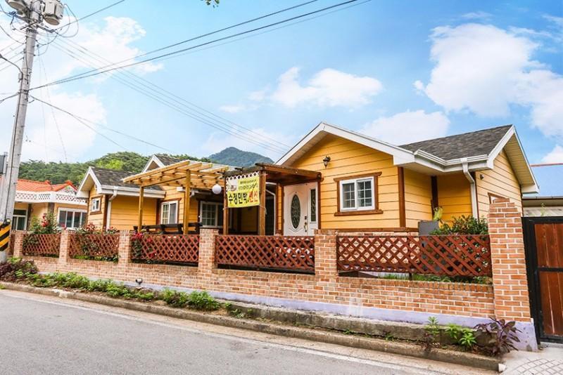 보은 속리산수정펜션 (Boeun Songnisan Sujeong Pension)