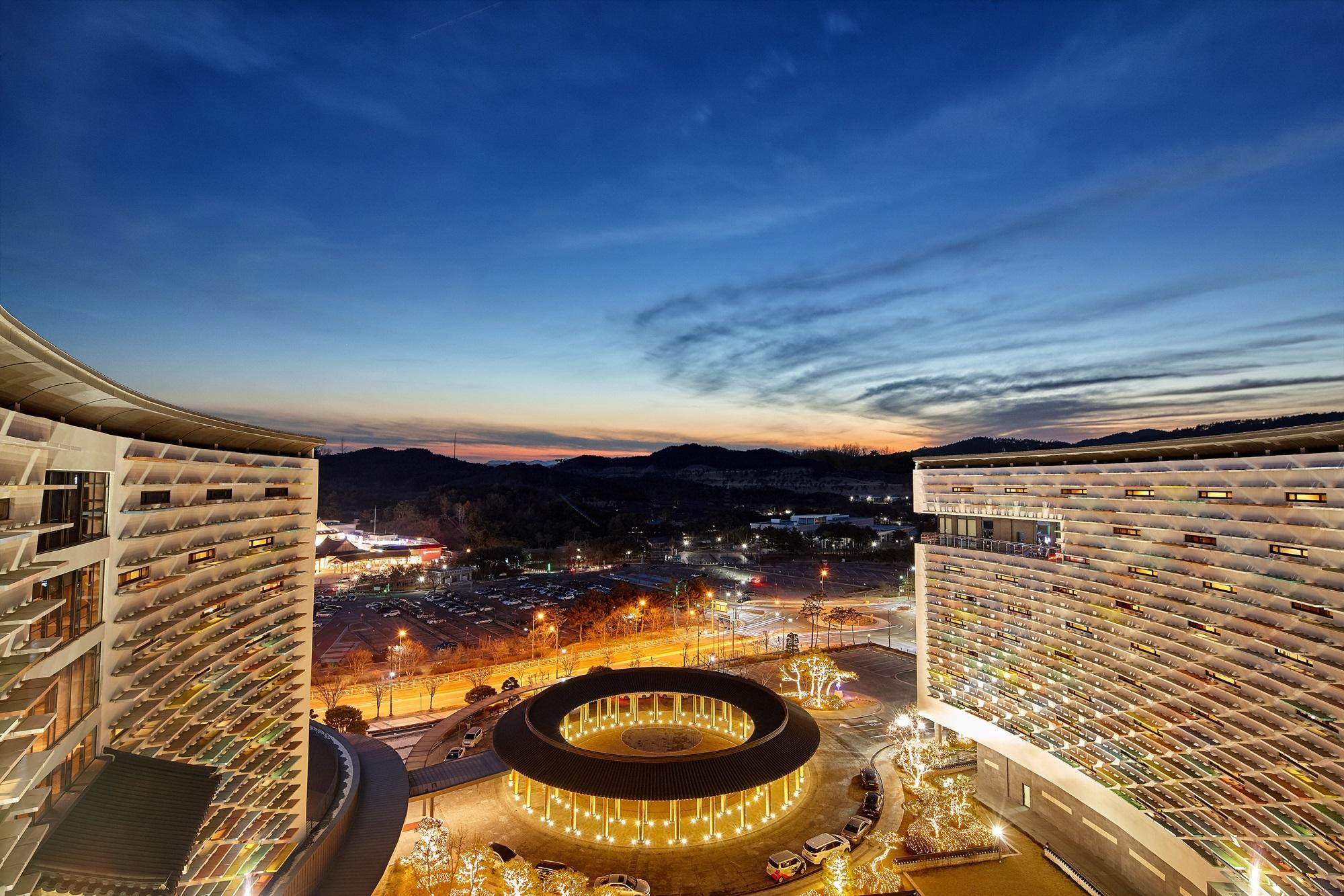 롯데 리조트 부여 (Lotte Resort Buyeo)