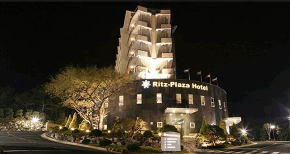 Ritz Plaza Hotel