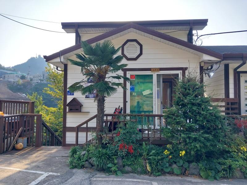 울릉도 명가펜션 (Ulleungdo Myeongga Pension)