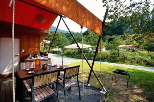 포천 산정호수글램핑 (Pocheon Sanjeong Hosoo Glamping)